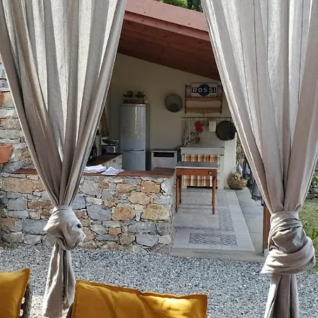 بيت ضيافة A Munta Di Povei