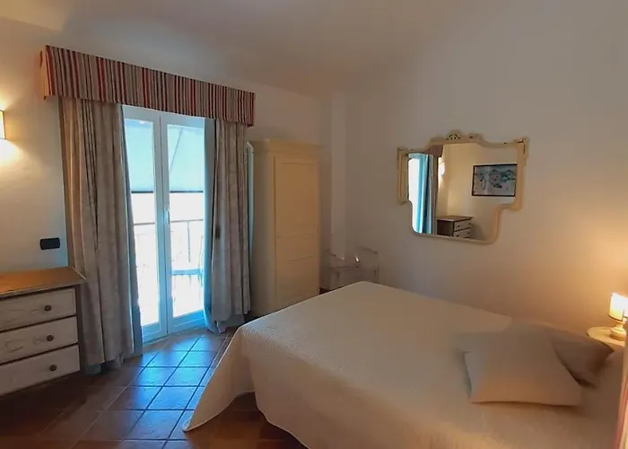 A Munta Di Povei 3* Casarza Ligure